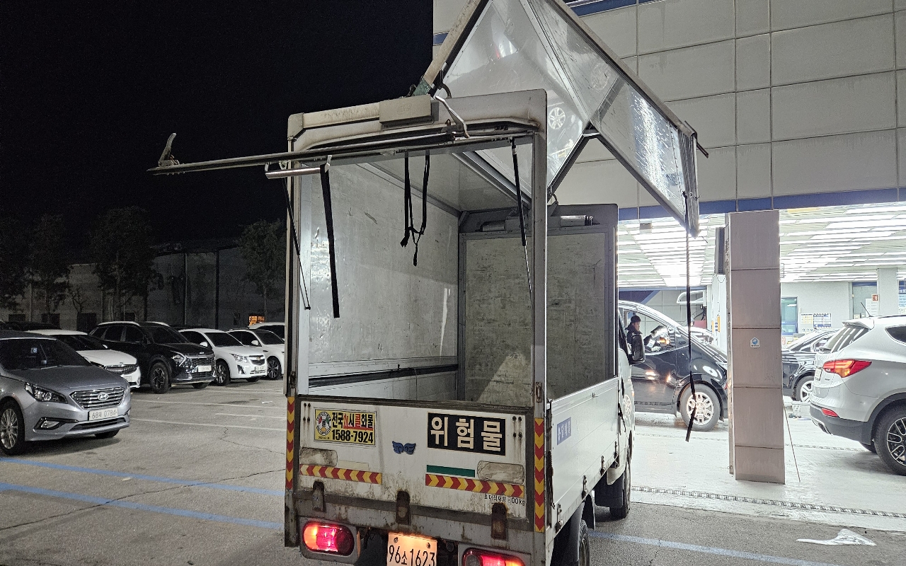 Hyundai Porter II_2012_374k_Diesel Hyundai Porter II_2012_374k_Diesel