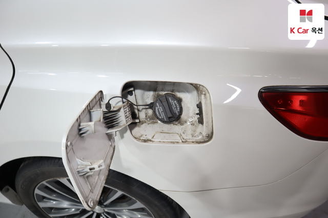 Hyundai_Grandeur_HG HG240 Modern_2013