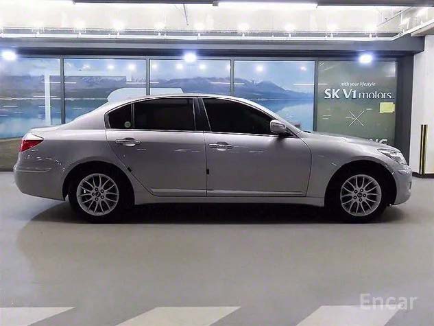 Hyundai _Genesis_BH 330 Luxury 3400 ccm_2011