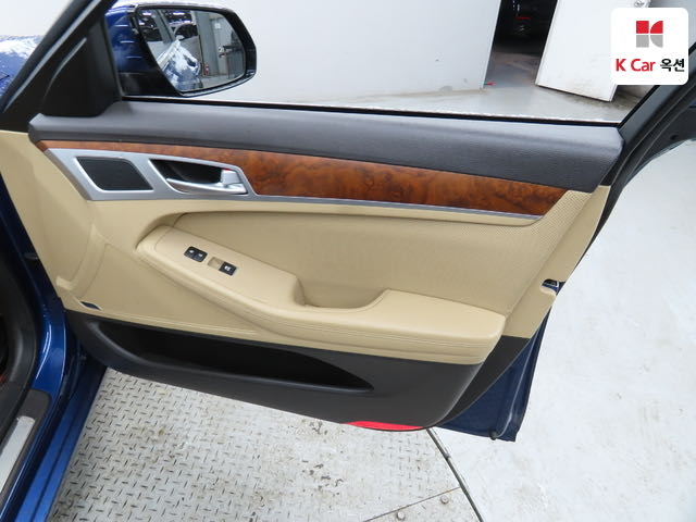 Hyundai_Genesis _DH G330 Premium AWD_2014