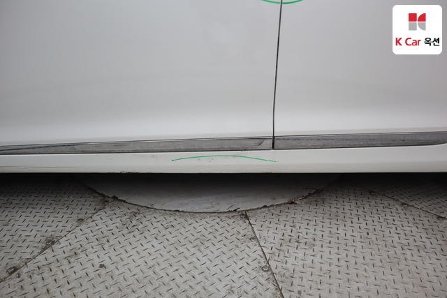 Hyundai_Grandeur_HG HG240 Modern_2013