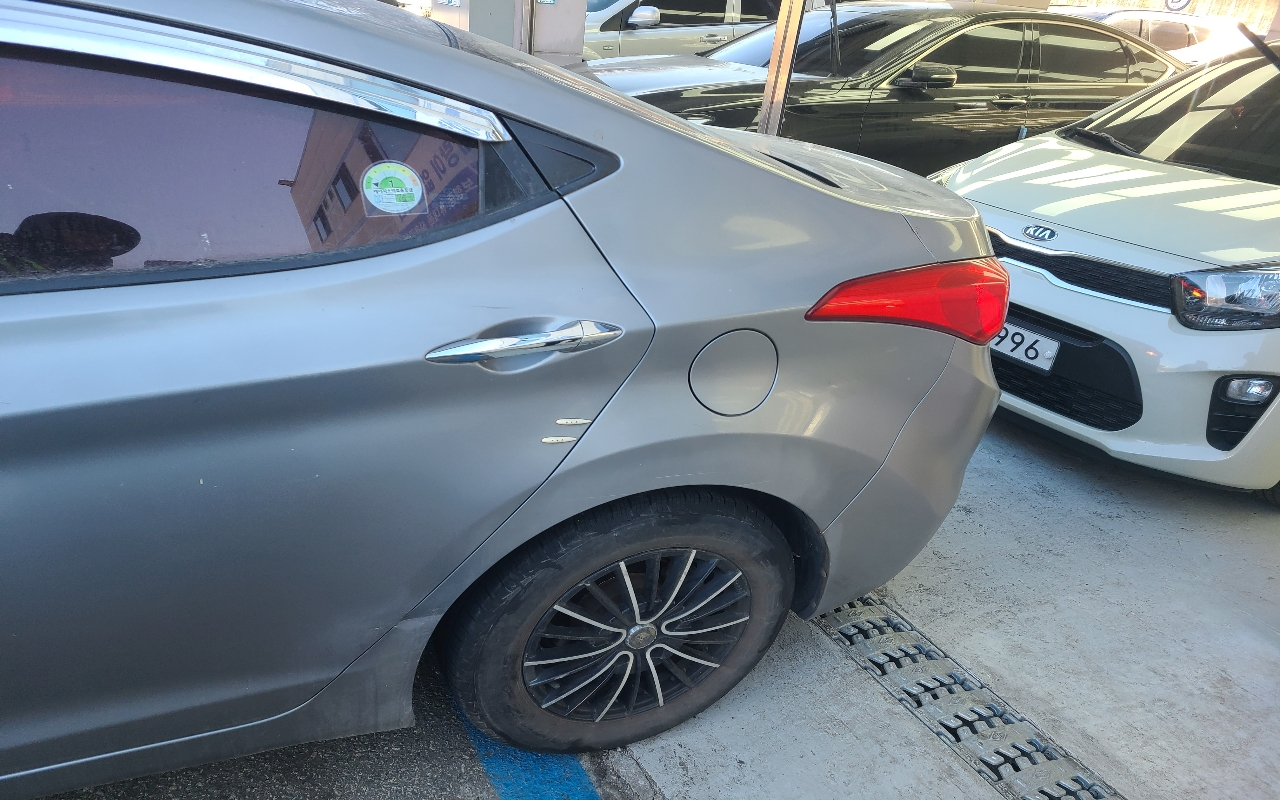 Hyundai Avante_2011_159k_Benzin