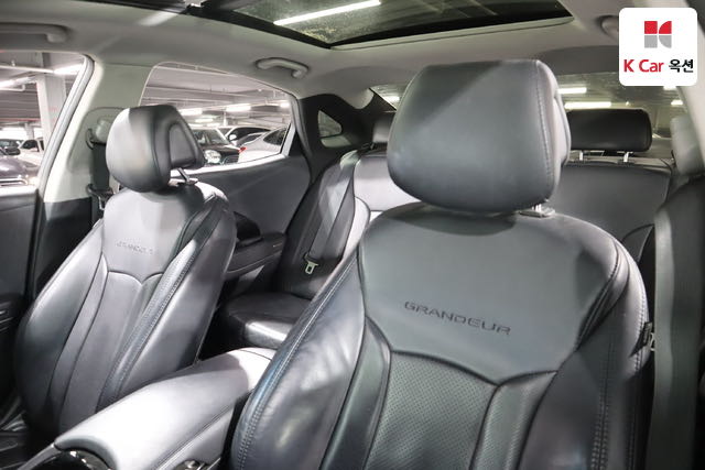 Hyundai_Grandeur_HG HG240 Modern_2013