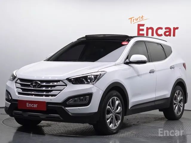 Hyundai Santa Fe_2015_127k_Diesel