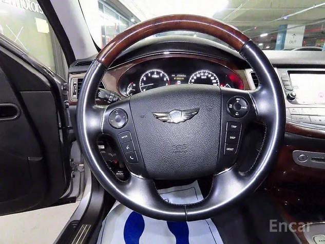 Hyundai _Genesis_BH 330 Luxury 3400 ccm_2011 Hyundai _Genesis_BH 330 Luxury 3400 ccm_2011