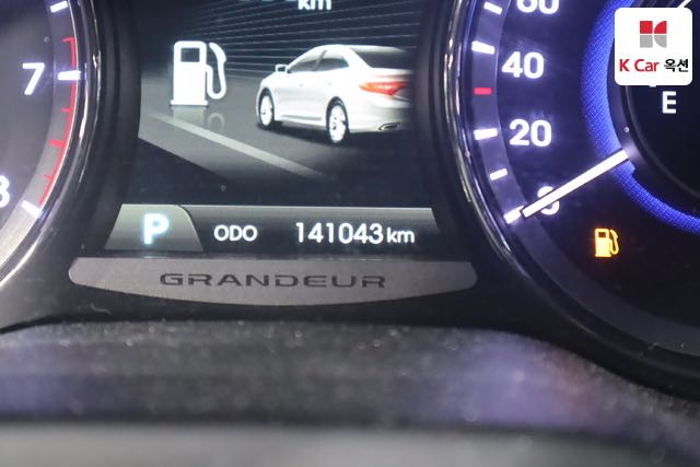 Hyundai_Grandeur_HG HG240 Modern_2013