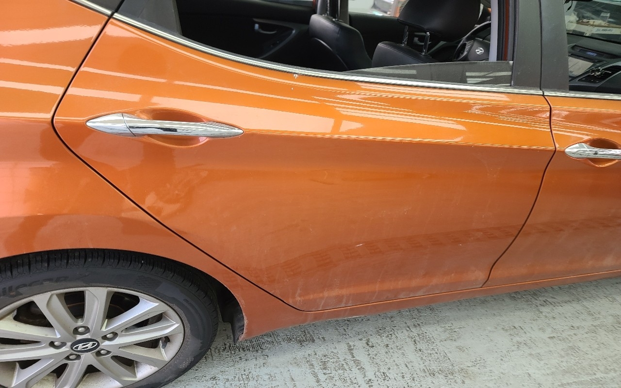 Hyundai Avante_2014_ 101k_Diesel