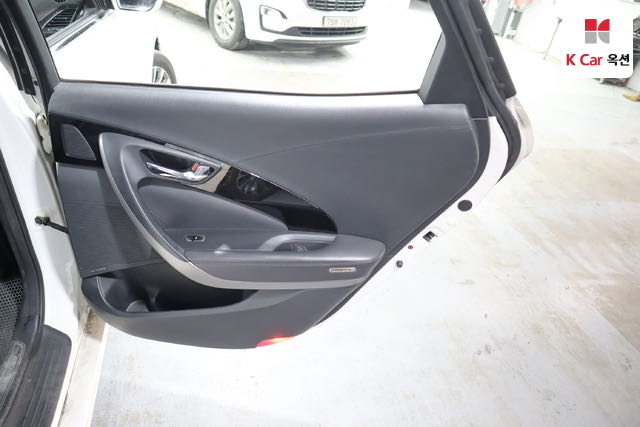 Hyundai_Grandeur_HG HG240 Modern_2013