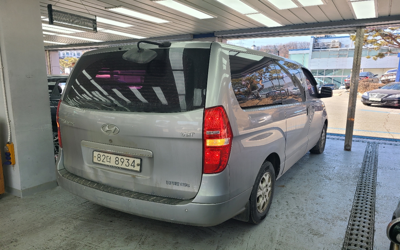 Hyundai Starex (H1)_2015_127k_Diesel