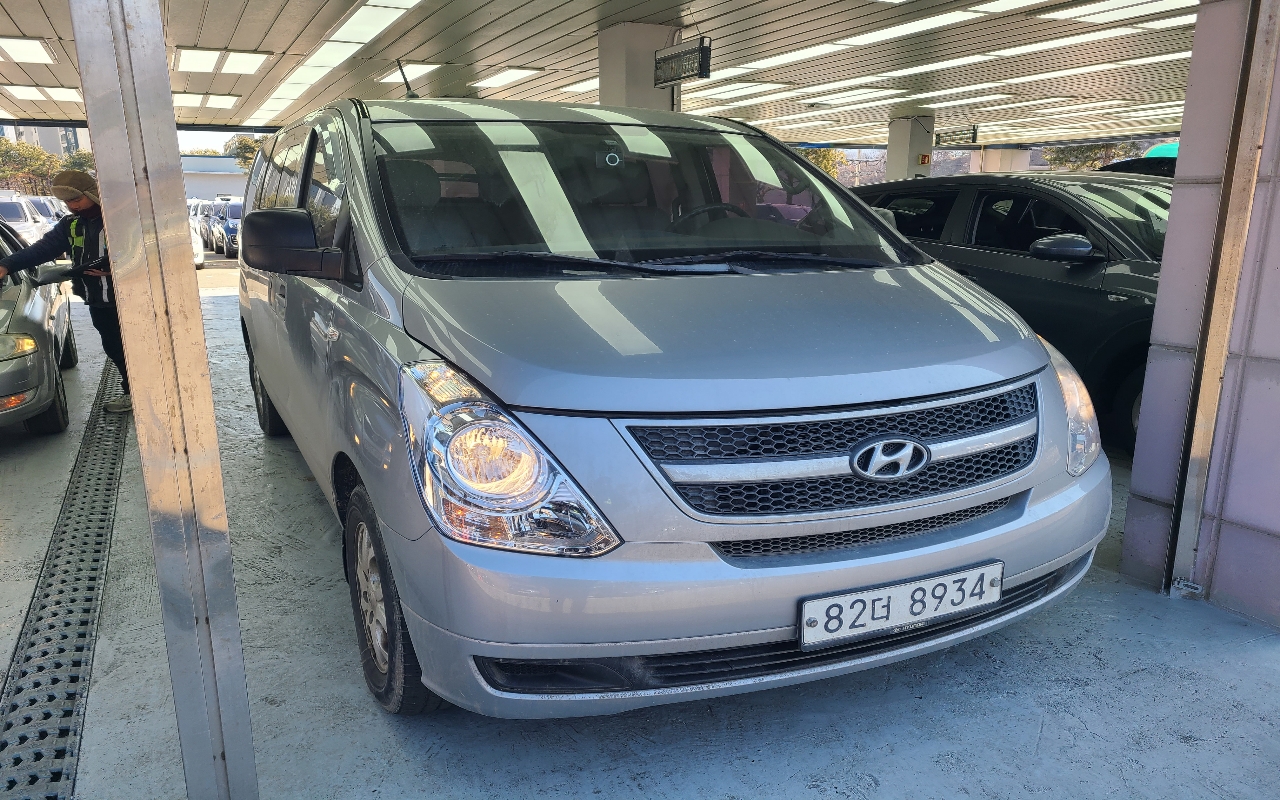 Hyundai Starex (H1)_2015_127k_Diesel