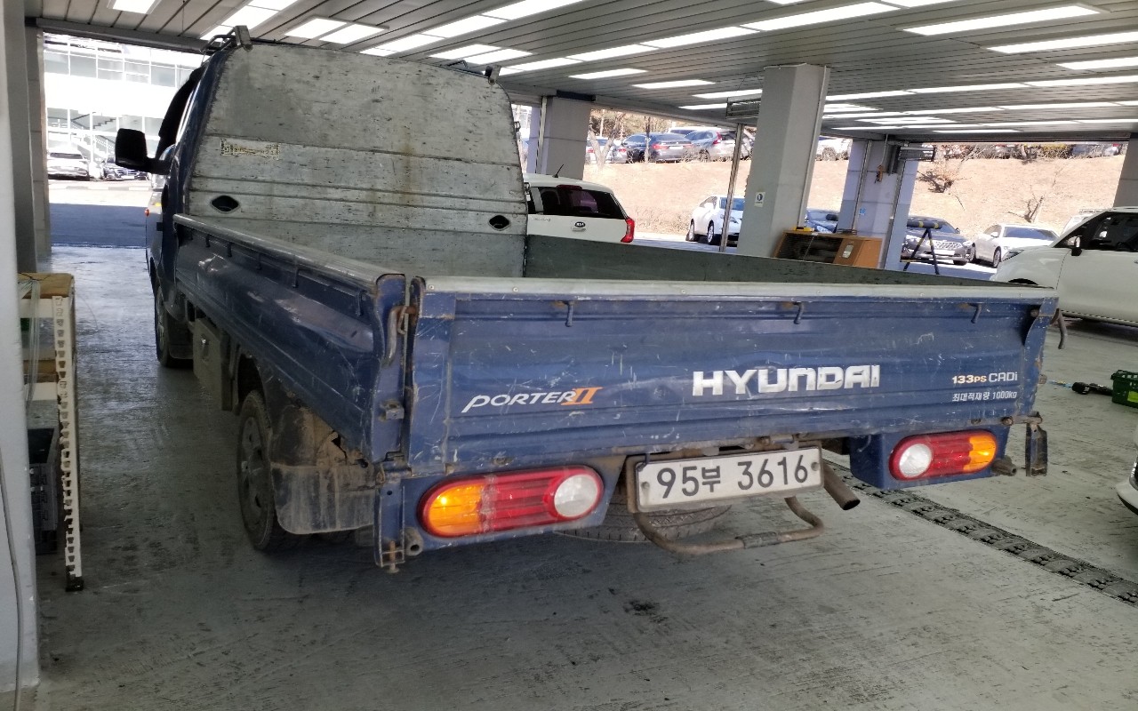 Hyundai Porter II_2015_247k_Diesel