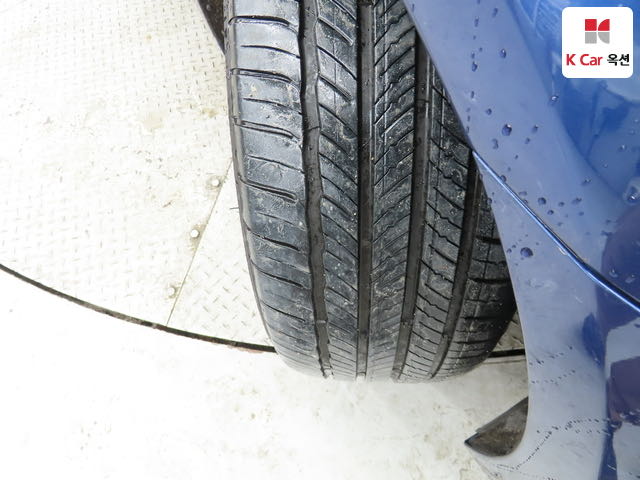 Hyundai_Genesis _DH G330 Premium AWD_2014