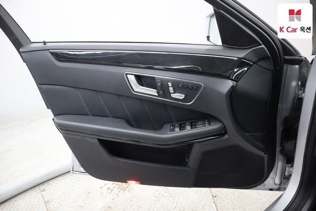 Benz _E-Class_E350 4MATIC Avantgarde_2014