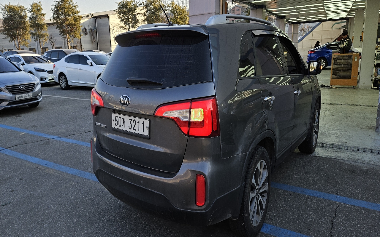 Kia Sorento_2014_206k_Diesel