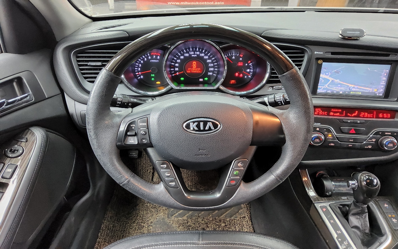 Kia K5_2011_194k_LPG