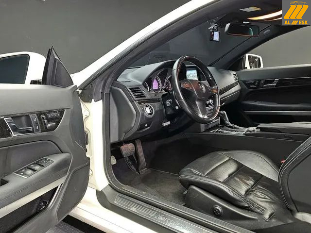 مرسيدس E 220 كوبيه مرسيدس E 220 كوبيه