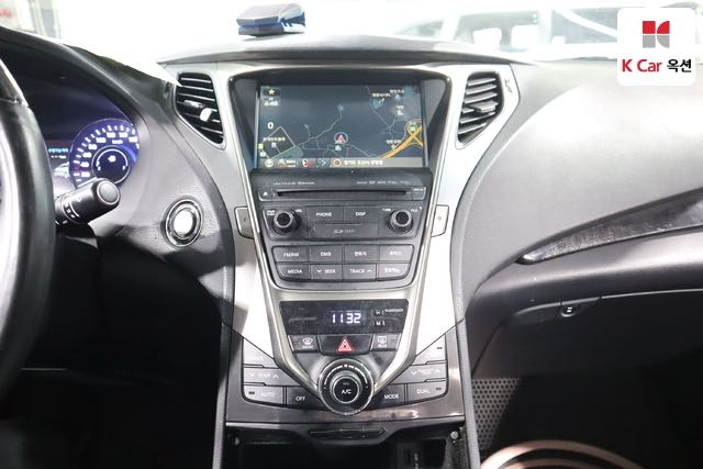 Hyundai_Grandeur_HG HG240 Modern_2013